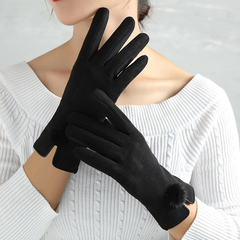 Luxurious Suede Finger Gloves – Warmth and Style for Cold Days!