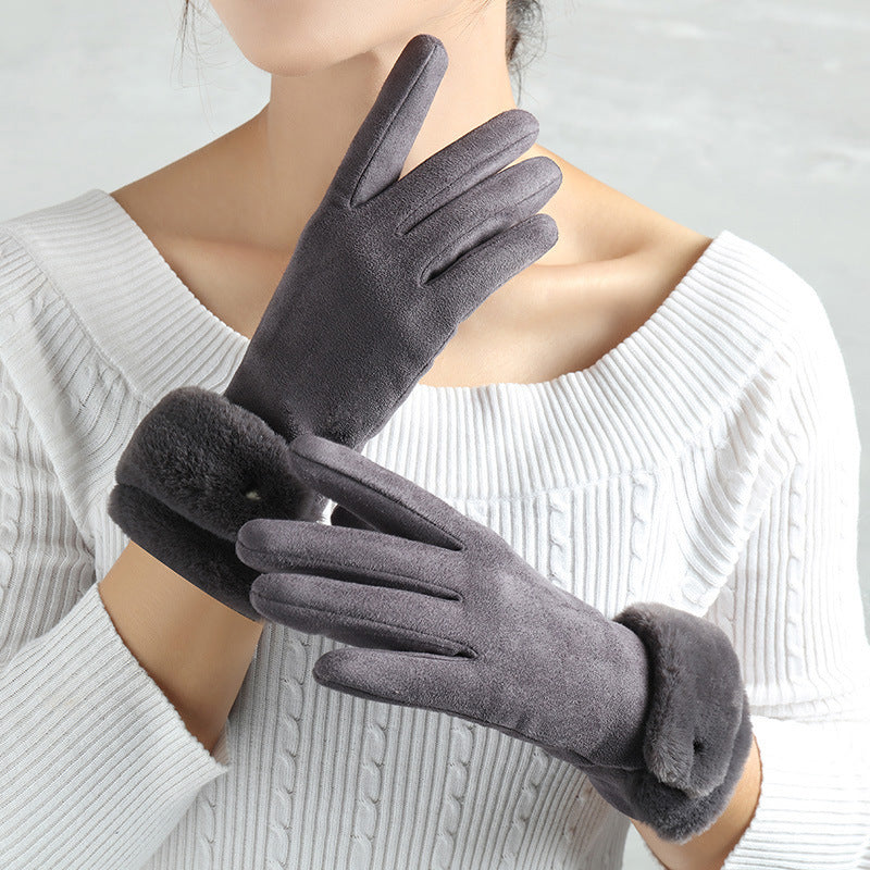 Luxurious Suede Finger Gloves – Warmth and Style for Cold Days!