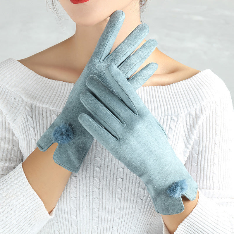 Luxurious Suede Finger Gloves – Warmth and Style for Cold Days!