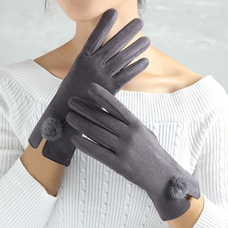 Luxurious Suede Finger Gloves – Warmth and Style for Cold Days!