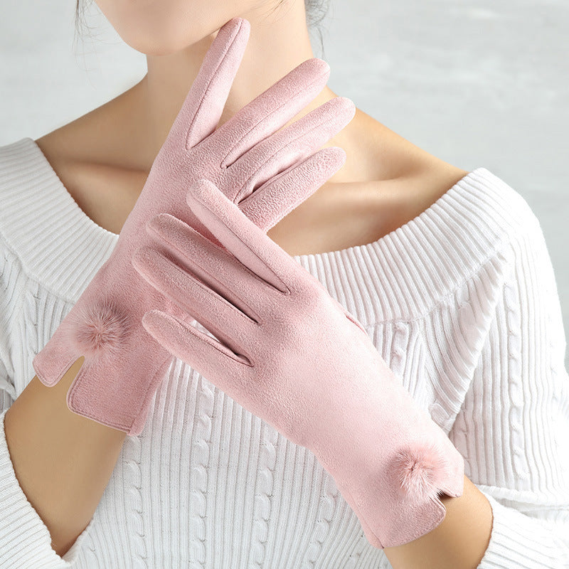 Luxurious Suede Finger Gloves – Warmth and Style for Cold Days!